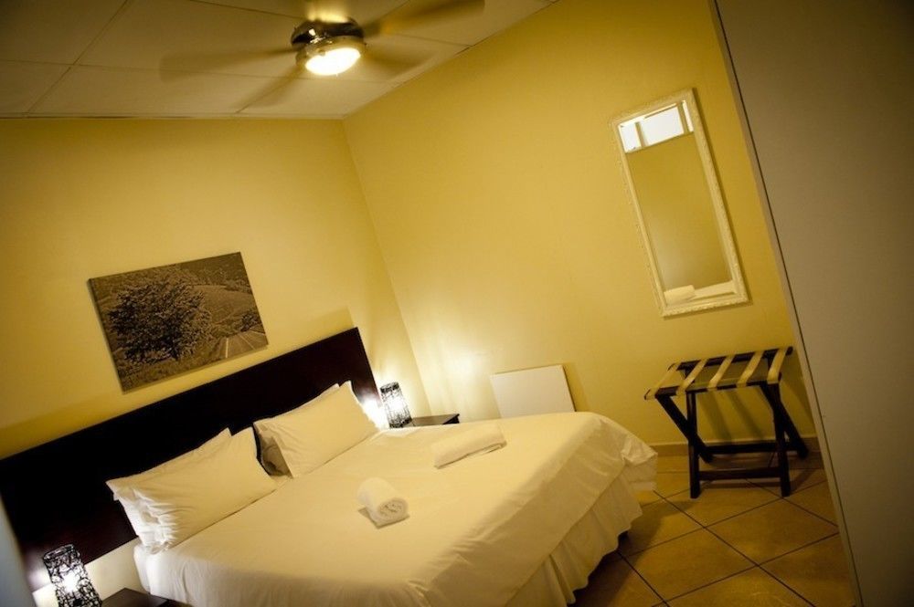 Aparthotel BM Gardens Edenvale Exterior foto
